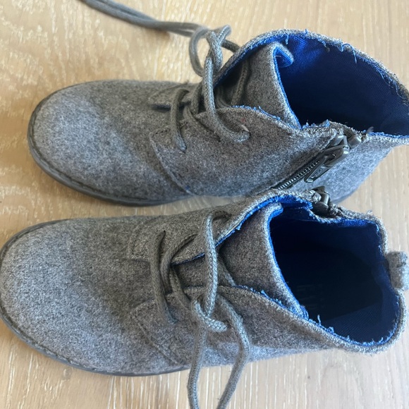 Gap toddler grey wool boots dress shoes kids size 10 - Picture 5 of 7